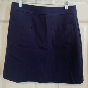 LOFT size 6 navy blue mini skirt